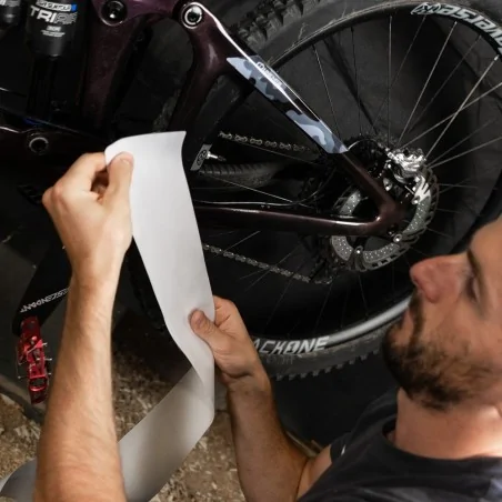 PROTECTIVE ROLL | TOPO